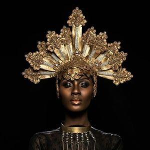 Meet your Posher, Fadia